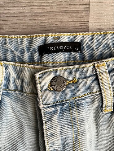 Trendyol & Milla Mom jeans