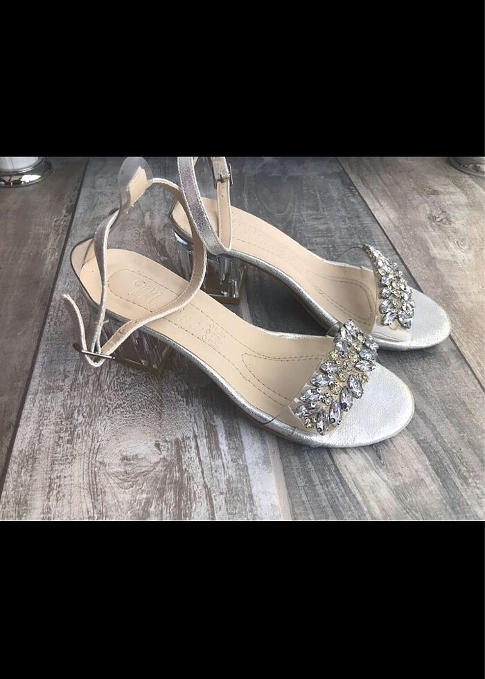 Topuklu ayakkabı - Görsel 2