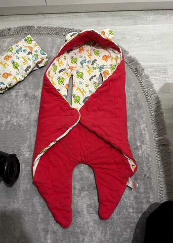Renkli Baskılı Bebek Battaniyesi Kulaklı Kapüşonlu - Görsel 2