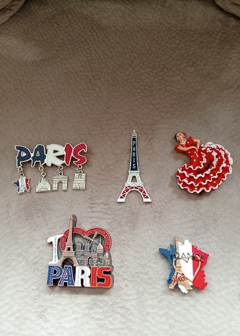 Renkli Paris Temalı Nakışlı Püsküllü Aksesuarlar