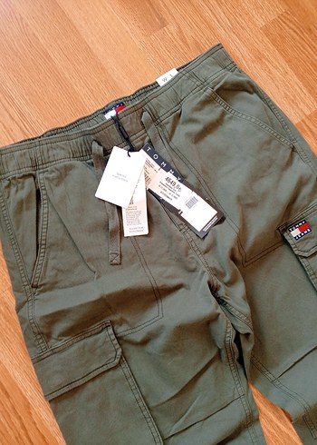 Tommy Hilfiger Haki Kemerli Regular Fit Kargo Pantolon - Görsel 6