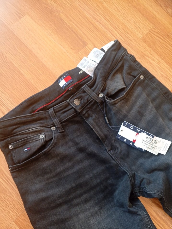 Tommy Jeans Siyah Erkek Denim Pantolon.32/32 - Görsel 4