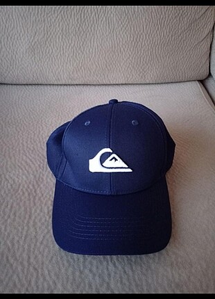 Quiksilver yeni sıfır orijinal şapka