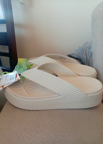 Crocs Krem Kadın Dolgu Topuk Terlik