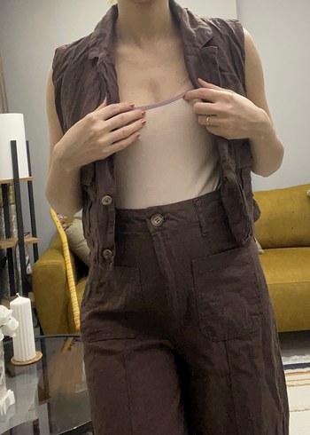 Düğmeli Kahverengi Keten Midi Yelek pantolon takım - Görsel 4