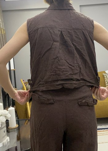 Düğmeli Kahverengi Keten Midi Yelek pantolon takım - Görsel 2