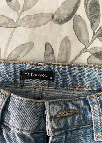 Trendyol & Milla Kadın Mavi Bol Kesim Midi Denim Jean
