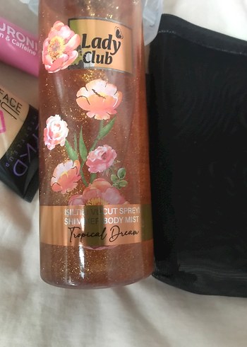 Pembe Hyaluronik Asitli Bakım Kremi - Görsel 5