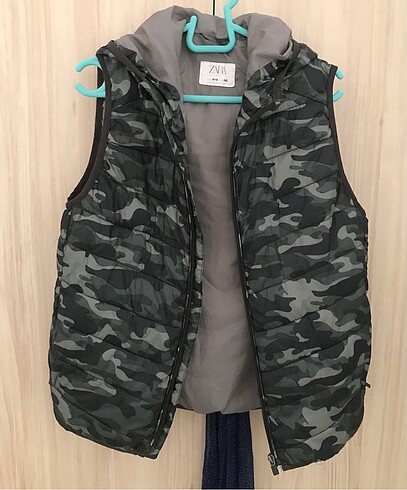 Zara Zara yelek.