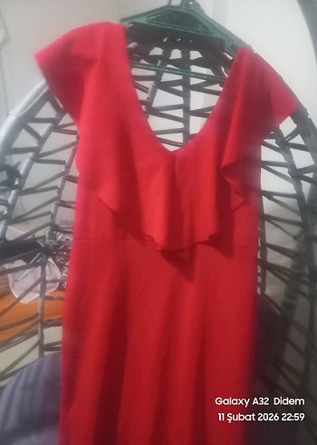 Kırmızı Uzun V Yaka Drapeli Elbise yirtmacli - Görsel 2