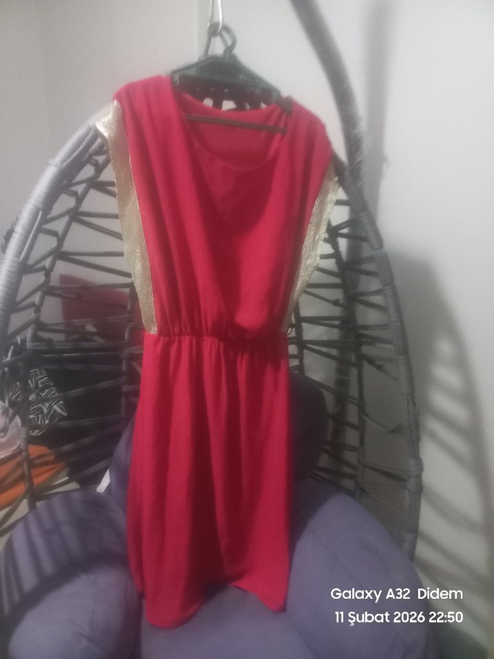 Kırmızı V Yaka Drapeli Uzun Abiye Elbise - Görsel 2