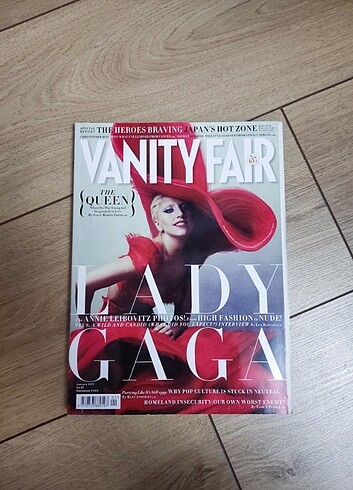 Vanity Fair January 2012 Lady Gaga & Queen Elizabeth 