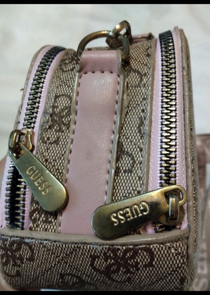 Güess çapraz askılı çanta - Görsel 3