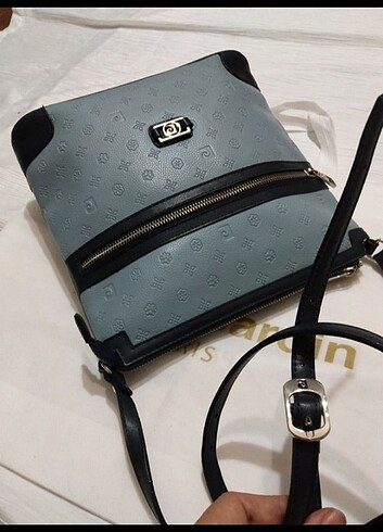 Orijinal pierre cardin askılı çapraz postacı çanta - Görsel 2