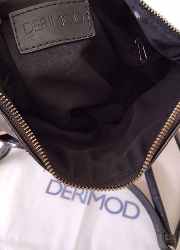 Orijinal derimod askılı çapraz çanta - Görsel 9