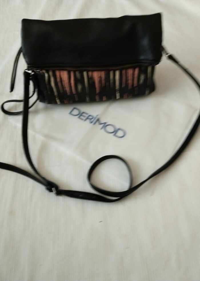 Orijinal derimod askılı çapraz çanta - Görsel 3