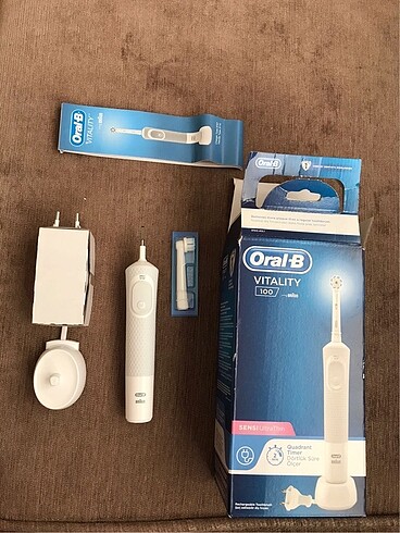  Beden Oral-B Vitality şarjlı diş fırçası