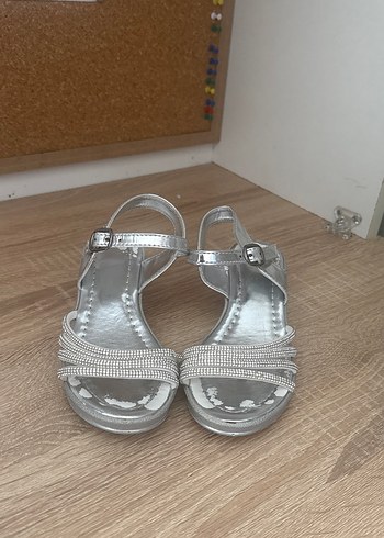 31 Beden Cocuk abiye ayakkabi