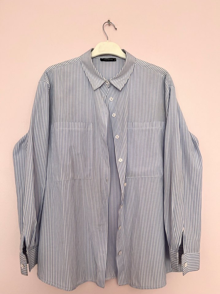 Mavi Çizgili Düğmeli Kadın  Gömlek - Görsel 3