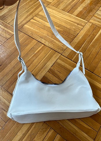 Beyaz Tokalı Kadın Omuz Çantası - Görsel 5