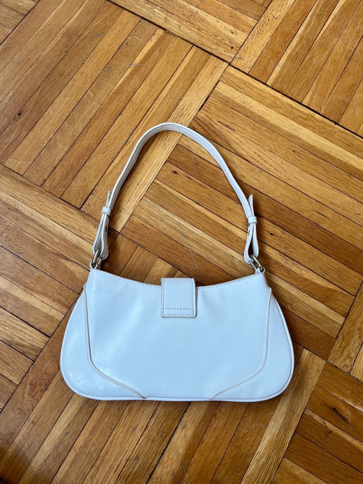 Beyaz kol çantası - Görsel 4