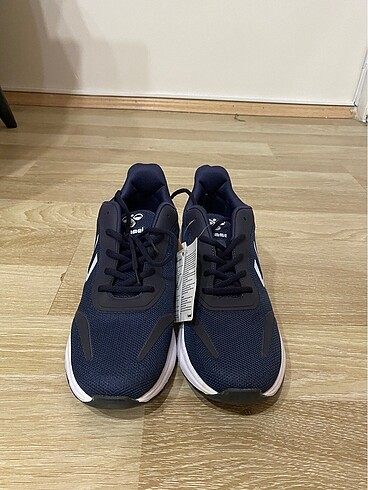 Hummel koşu ayakkabısı