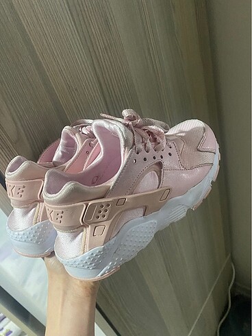 36 Beden pembe Renk nike huarache pembe kadın ayakkabı
