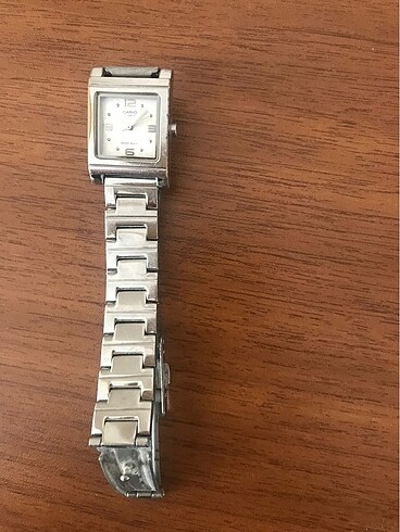 Casio bayan saati. analog
