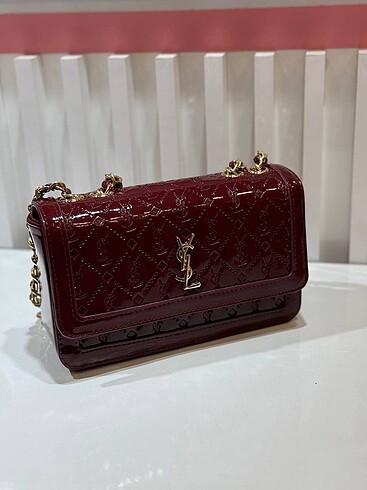 YVES SAINT LAURENT