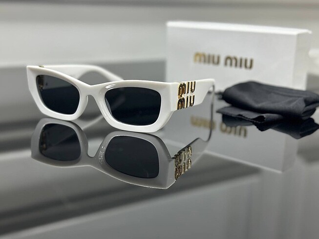 Beden çeşitli Renk MIU MIU CLASSİC MODEL
