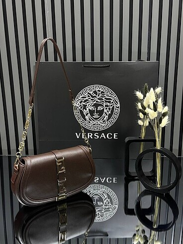 VERSACE