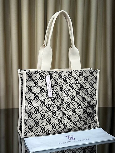 Victoria s Secret VİCTORIAS SECRET BEAUTY TOTE BAG