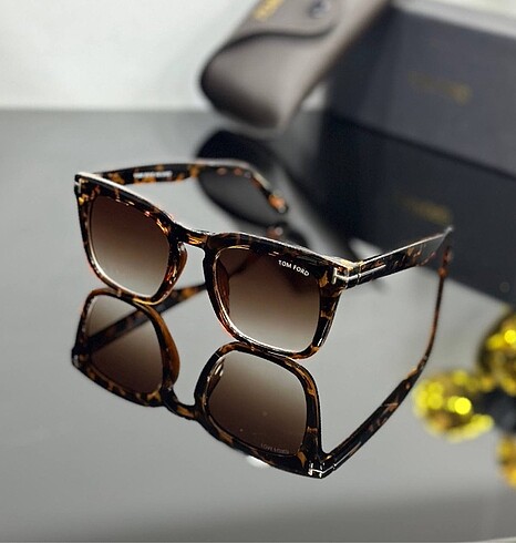  Beden Tom ford