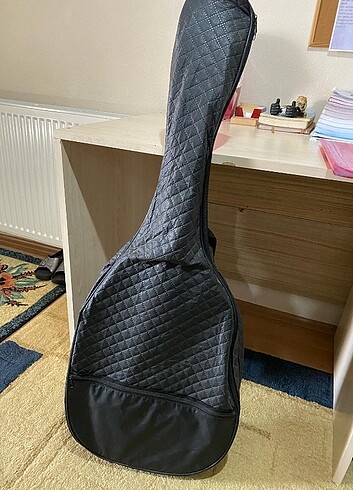  Beden Simge Kırmızı Klasik Gitar