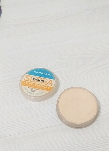 Beden Kryolan supra color fondöten