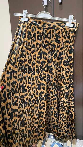 Diğer Leopar midi etek
