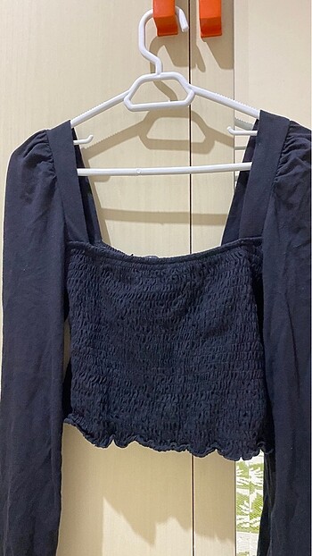 Siyah crop top