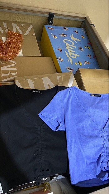 Zara önü büzgülü crop bluz 2li fiyattır