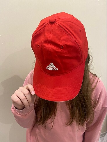 Kız çocuğu spor şapkası