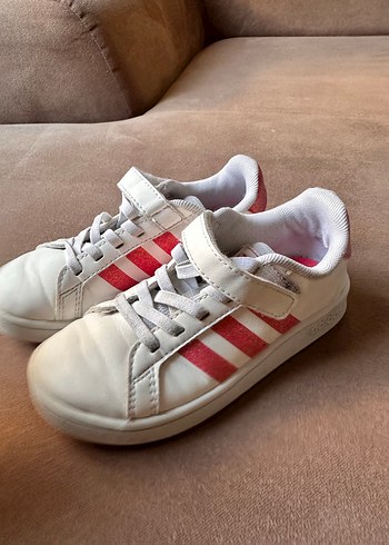 Kız Çocuk Beyaz Renkli Cırtlı Spor Ayakkabı - Görsel 2