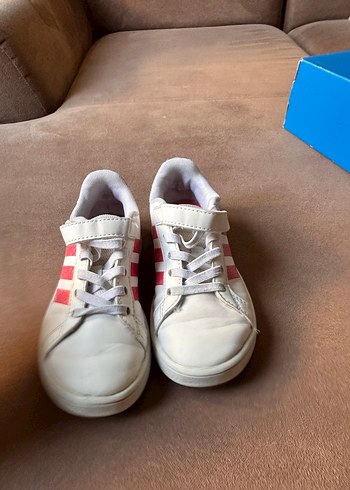 Kız Çocuk Beyaz Renkli Cırtlı Spor Ayakkabı - Görsel 3