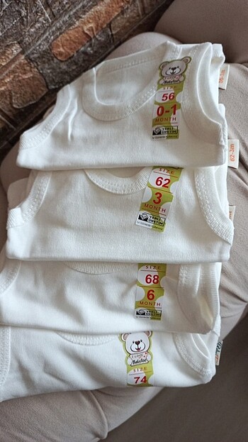 Pamuklu 1,3,6,9 ay kısa kollu çıtçıtlı bady