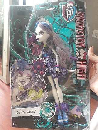 CATRINE DEMEW MONSTER HIGH BEBEK