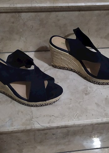 Oysho Kadın Mavi Dolgu Topuklu Sandalet