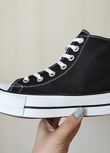 39 Beden Converse ayakkabı 