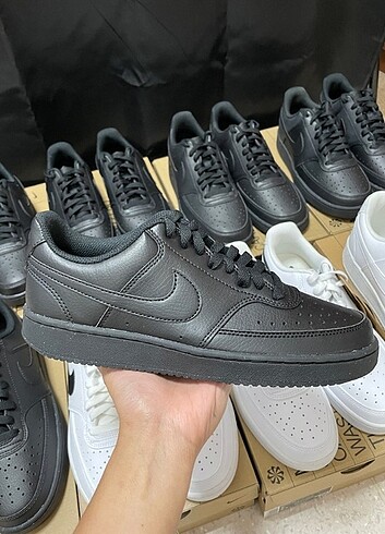 Nike Court Vision low Triple black 