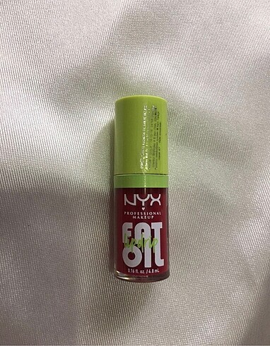 NYX nyx 04 fat oil