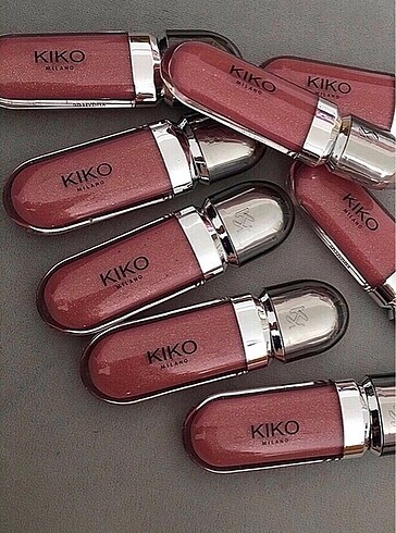 kiko 17 gloss