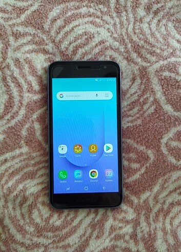 Samsung J2 cep telefonu 