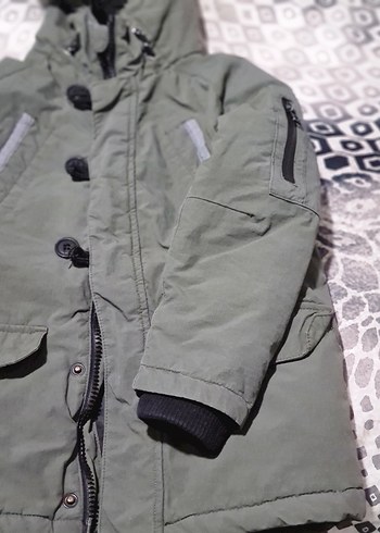 Kürk Detaylı Gri Erkek Çocuk Kaban - Görsel 6